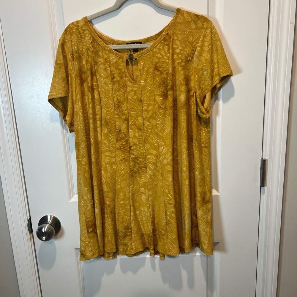 Sami & Jo Women Blouse Embroidered Pleated Keyhole Mustard Yellow 2X